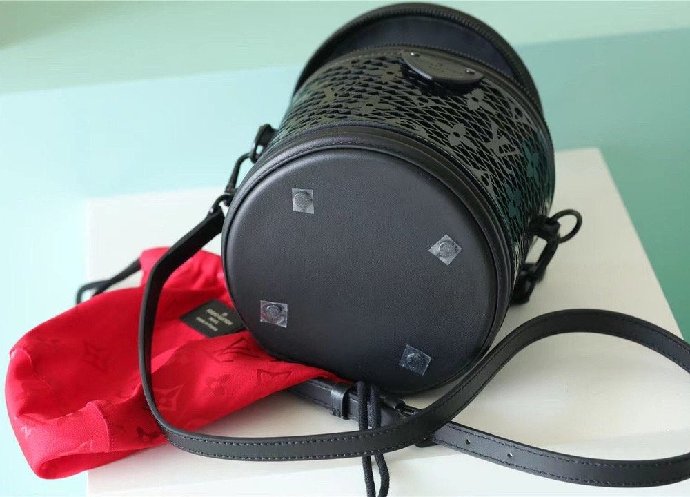 1:1 Replica Louis Vuitton LV Cannes Monogram Lace Black Luxury Bag For Women M20363 - 6.7in