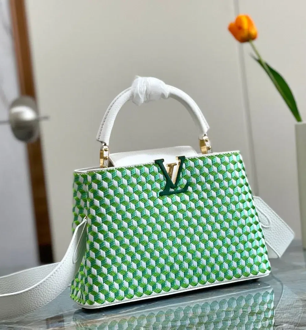 louis-vuitton-capucines-bb-multicolor