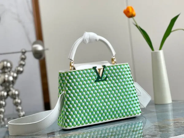 louis-vuitton-capucines-bb-multicolor