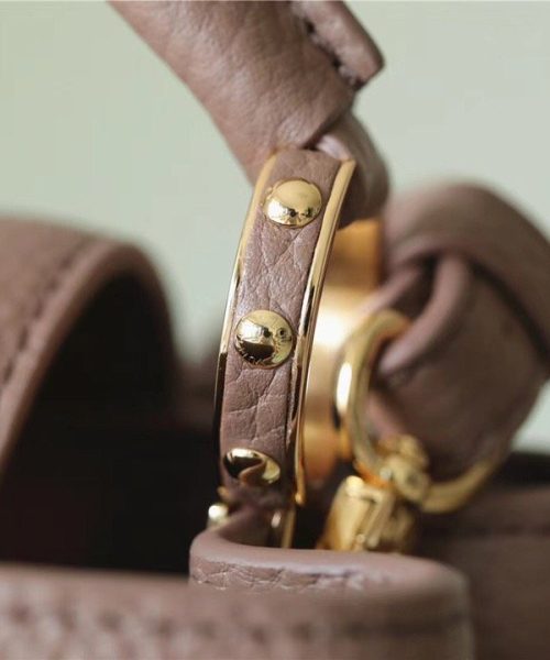 1:1 Replica Louis Vuitton LV Capucines BB Taurillon Light Brown Luxury Bag For Women - 26cm