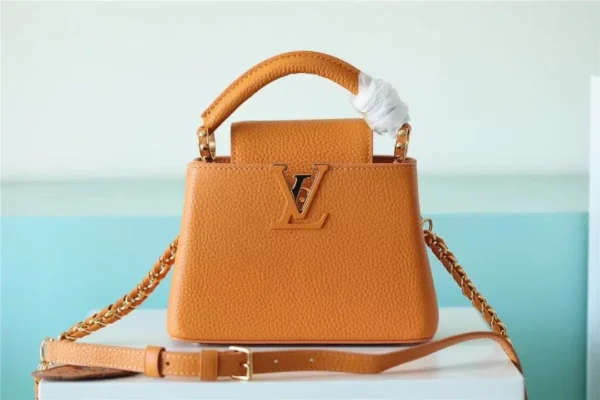 louis-vuitton-capucines-mini-taurillon-jaune-sunbeam