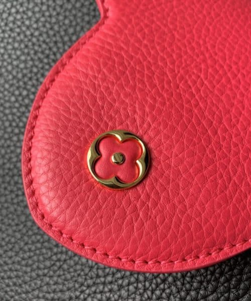 1:1 Replica Louis Vuitton LV Capucines MM Taurillon Black/ Rose Berlingot Luxury Bag For Women M59882 - 12.4in/31.5cm