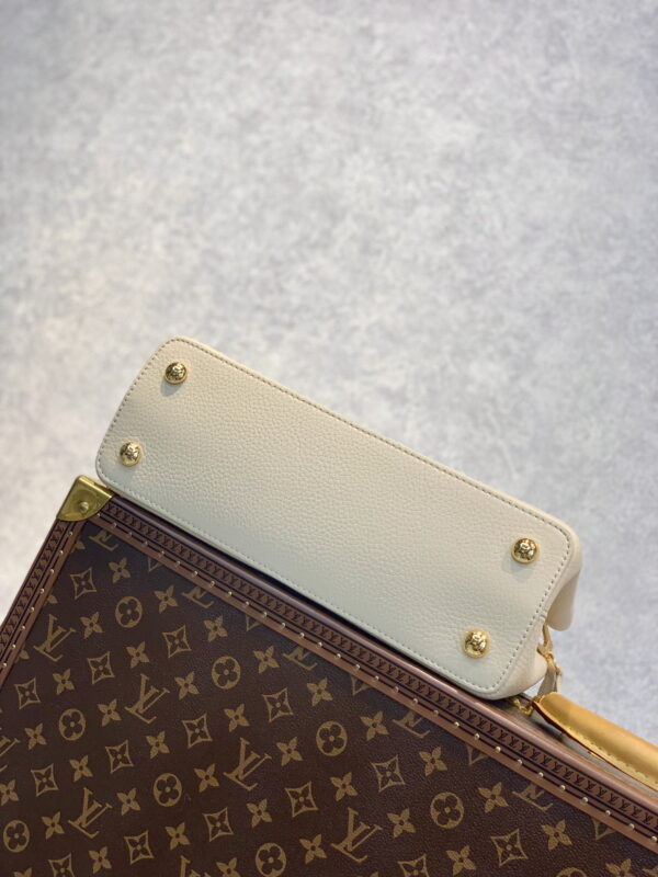 1:1 Replica Louis Vuitton LV Capucines MM Taurillon Creme Beige/ Plume Yellow Berlingot Luxury Bag For Women M59883 - 12.4in/31.5cm