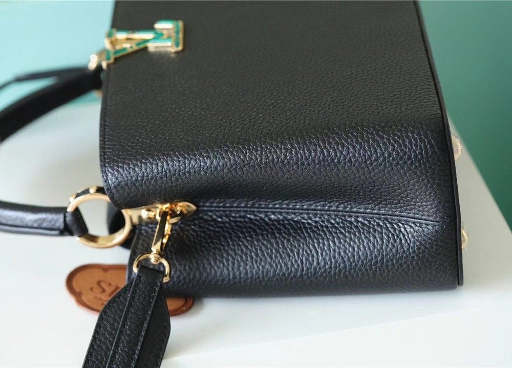 1:1 Replica Louis Vuitton LV Capucines MM Taurillon Black Luxury Bag For Women M42259 - 31.5cm/12.4in