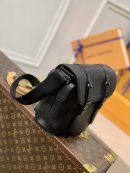 1:1 Replica Louis Vuitton LV Christopher Messenger Taurillon Black Quality Bag For Men M58476 - 11.4in/29cm