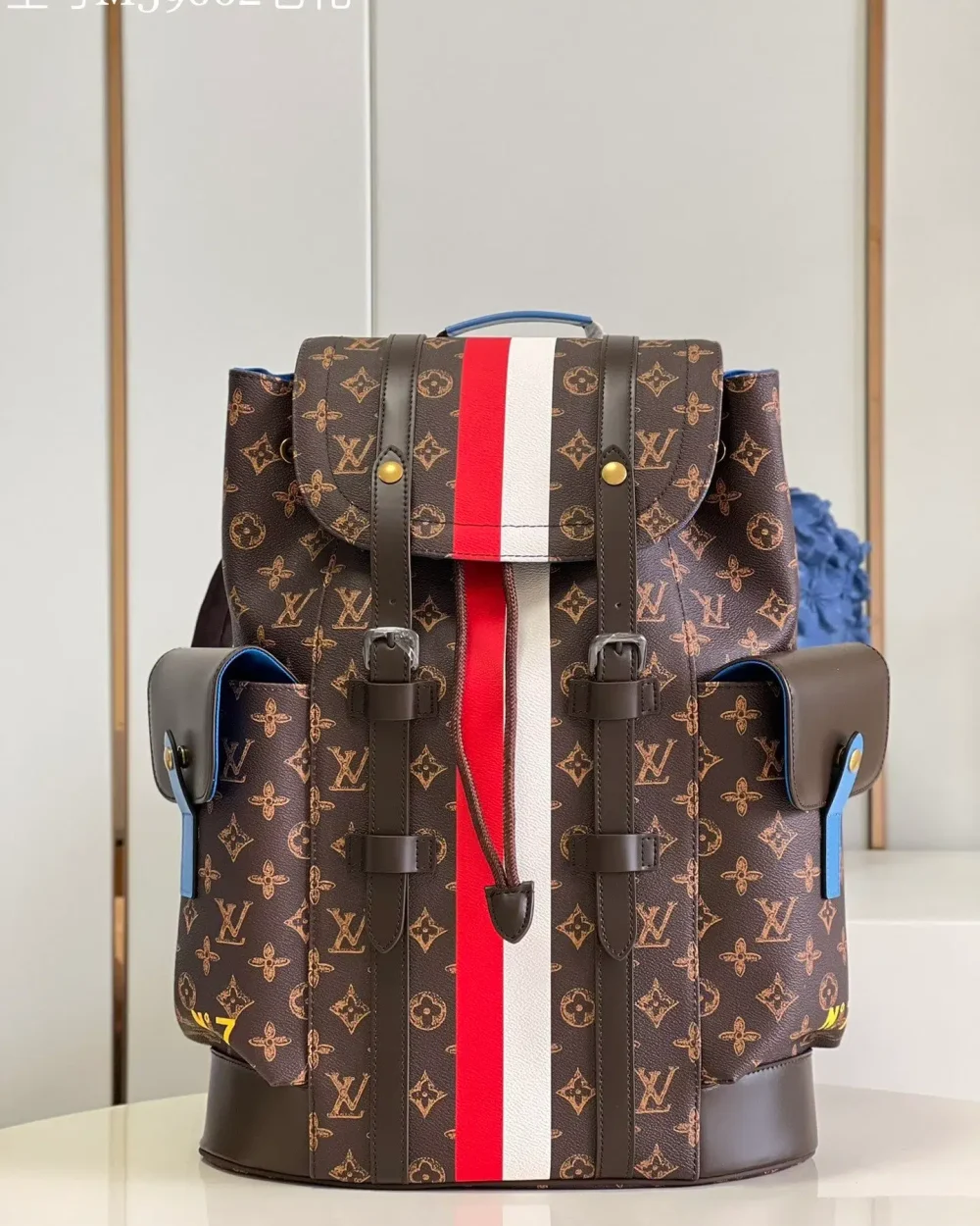 louis-vuitton-christopher-mm-m59662