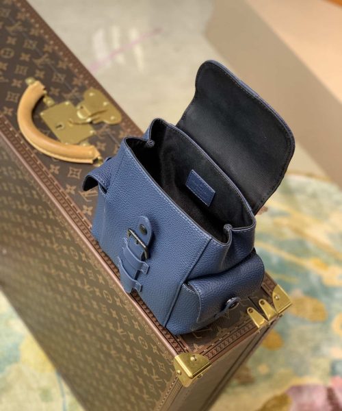 1:1 Replica Louis Vuitton LV Christopher XS Taurillon Blue Essential Bag For Men M58495 - 7.7in/19.5cm