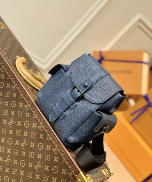 louis-vuitton-christopher-xs-m58495