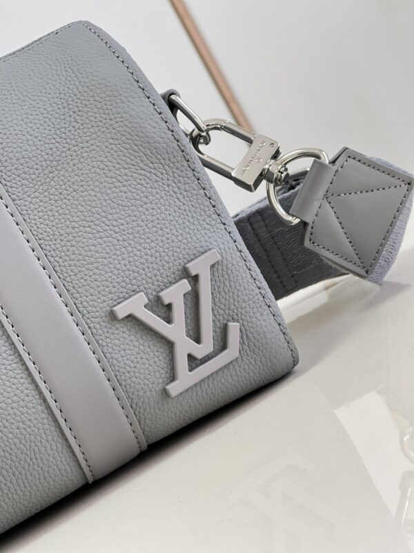 1:1 Replica Louis Vuitton LV City Keepall Aerogram Grey Innovative Bag For Men M59328 - 10.6in/27cm