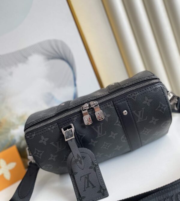 1:1 Replica Louis Vuitton LV City Keepall Monogram Eclipse Reverse Innovative Bag For Men M45936 - 10.6in/27cm