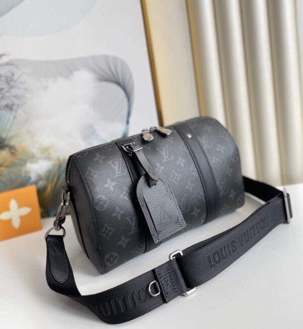 1:1 Replica Louis Vuitton LV City Keepall Monogram Eclipse Reverse Innovative Bag For Men M45936 - 10.6in/27cm