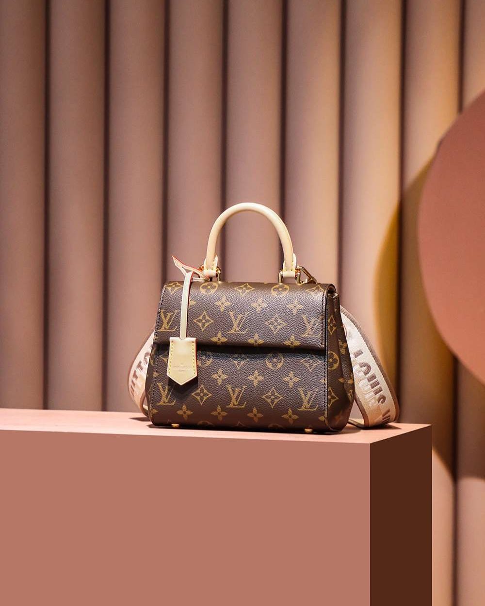 1:1 Replica Louis Vuitton LV Cluny Mini Brown Essential Bag For Women M46055 - 20cm / 7.9in