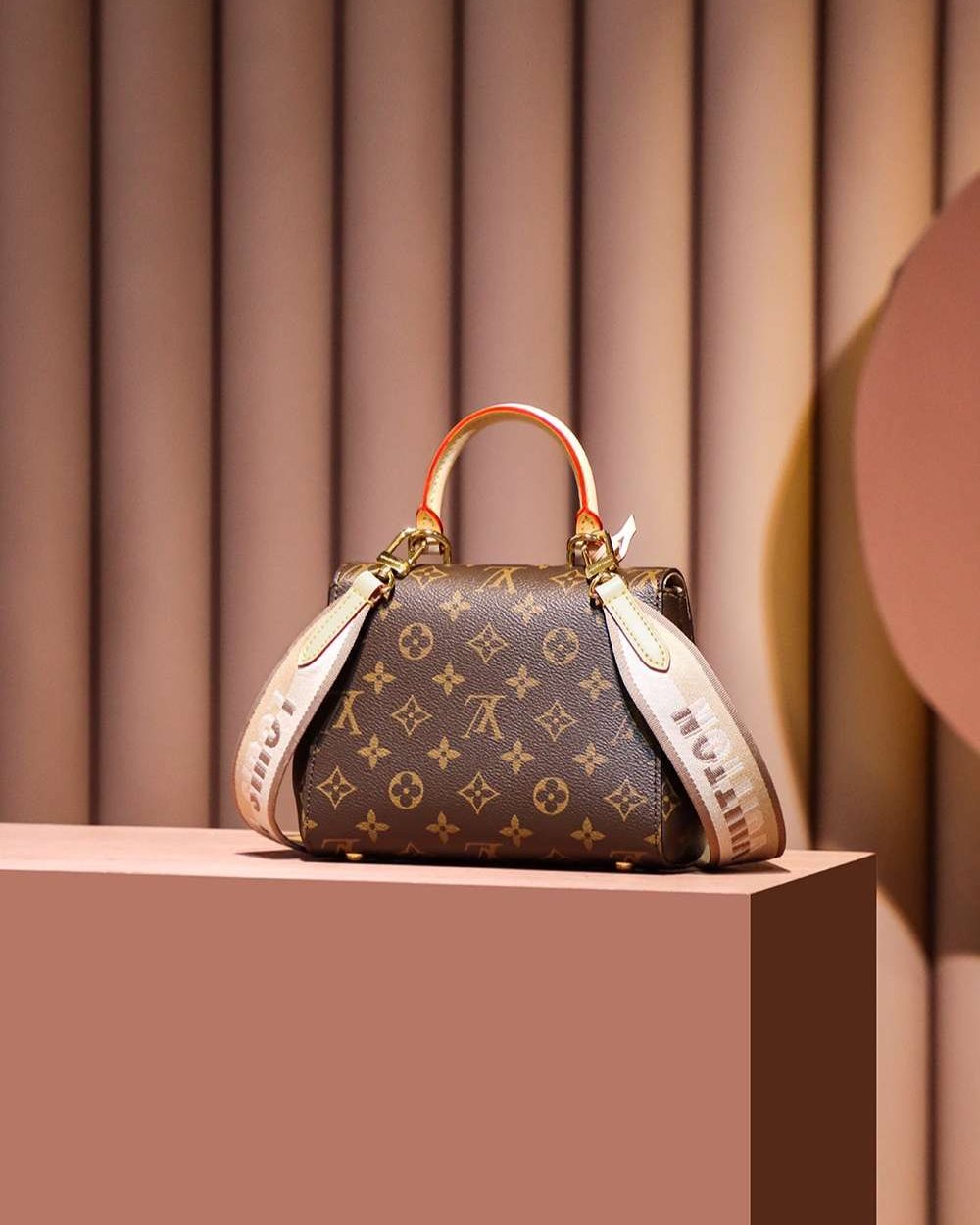 1:1 Replica Louis Vuitton LV Cluny Mini Brown Essential Bag For Women M46055 - 20cm / 7.9in