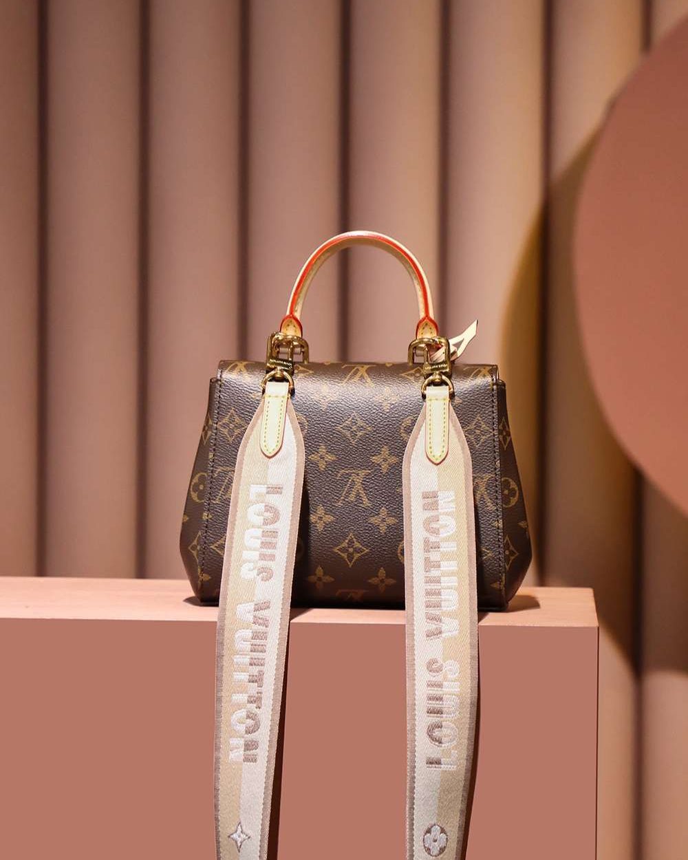 1:1 Replica Louis Vuitton LV Cluny Mini Brown Essential Bag For Women M46055 - 20cm / 7.9in