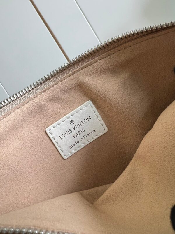 1:1 Replica Louis Vuitton LV Coussin BB Handbag Multicolor Luxury Bag For Women M21157 - 8.3in/21cm