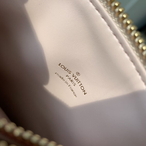 1:1 Replica Louis Vuitton LV Coussin BB Bag Luxury Bag For Women M22993 - 8.3 Inches/ 21 Cm
