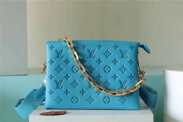 louis-vuitton-coussin-pm