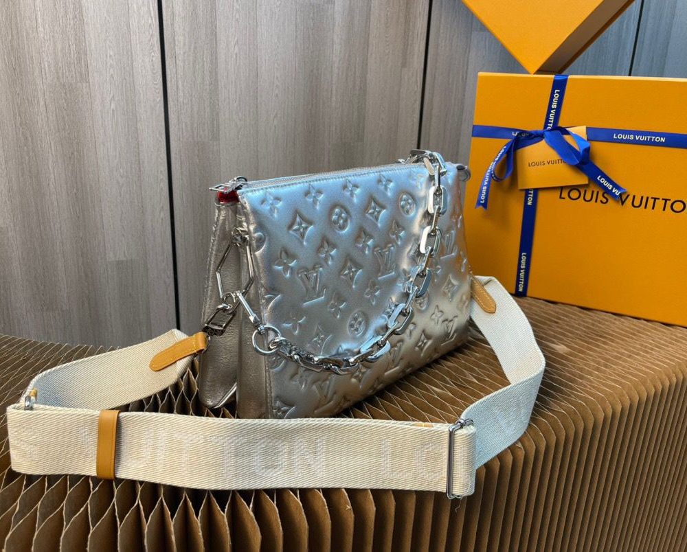 1:1 Replica Louis Vuitton LV Coussin PM Monogram Empreinte Sier Luxury Bag For Women M57913 - 10.2in/25.9cm