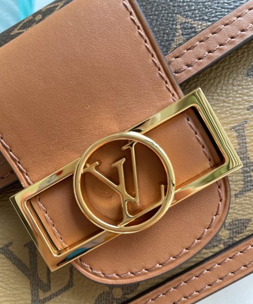 1:1 Replica Louis Vuitton LV Dauphine Chain Wallet Combines Monogram And Monogram Reverse Canvas By Nicolas Ghesquière Luxury Bag For Women M68746 - 19cm