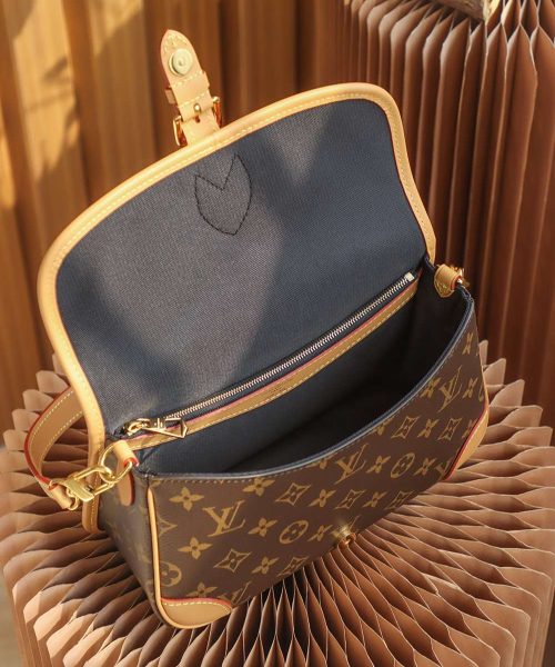 1:1 Replica Louis Vuitton LV Diane Satchel Brown Luxury Bag For Women M45985 - 24cm / 9.4in