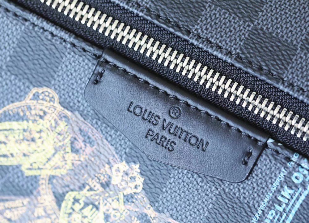 1:1 Replica Louis Vuitton LV Discovery Backpack Damier Graphite Canvas Unique Bag For Men N45275 - 40cm