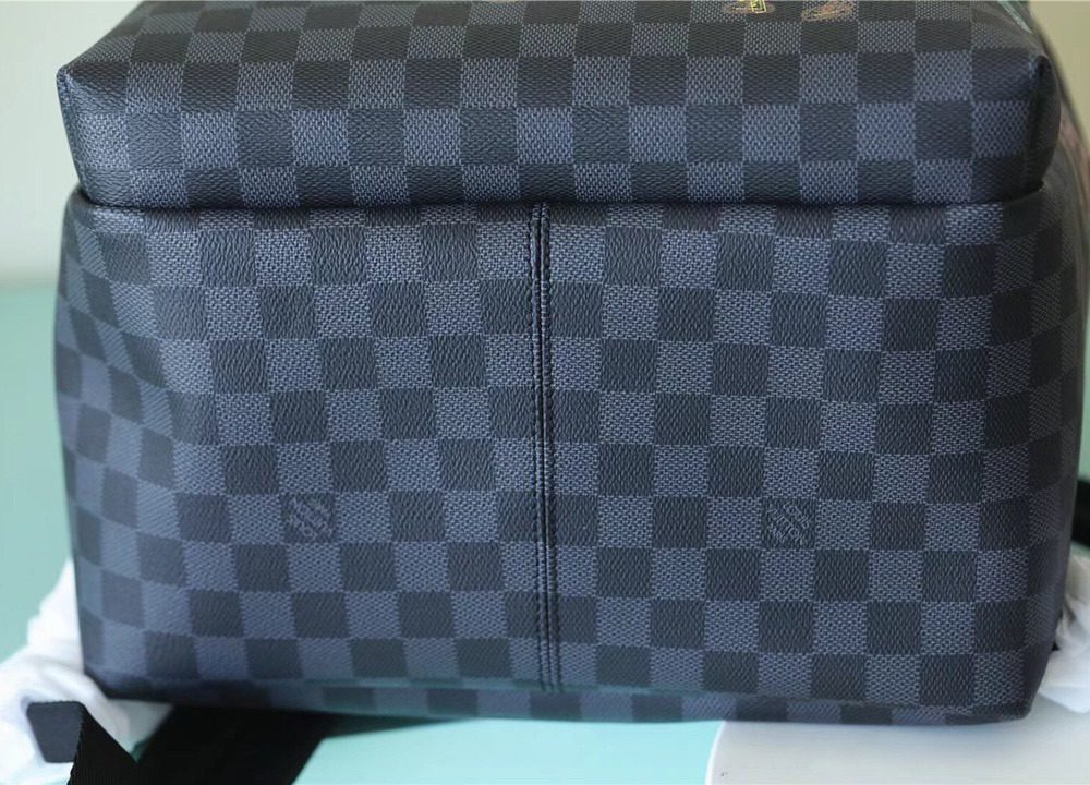 1:1 Replica Louis Vuitton LV Discovery Backpack Damier Graphite Canvas Unique Bag For Men N45275 - 40cm