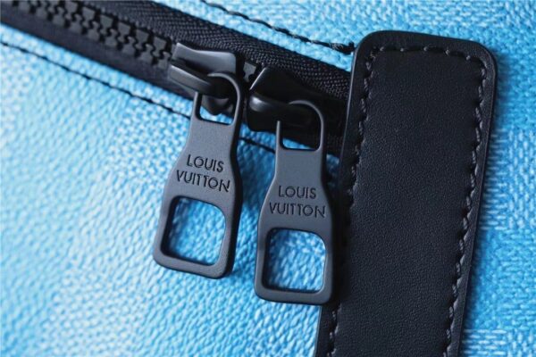1:1 Replica Louis Vuitton LV Discovery Backpack Damier Stripes Canvas Gradient Blue Unique For Men M59913 - 40cm