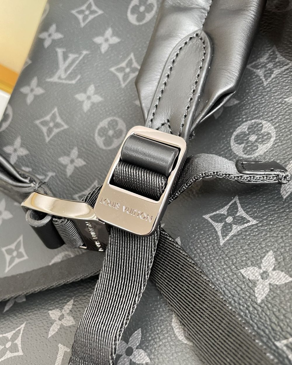 1:1 Replica Louis Vuitton LV Discovery Backpack PM Monogram Eclipse Canvas Unique Bag For Men M43186 - 40cm
