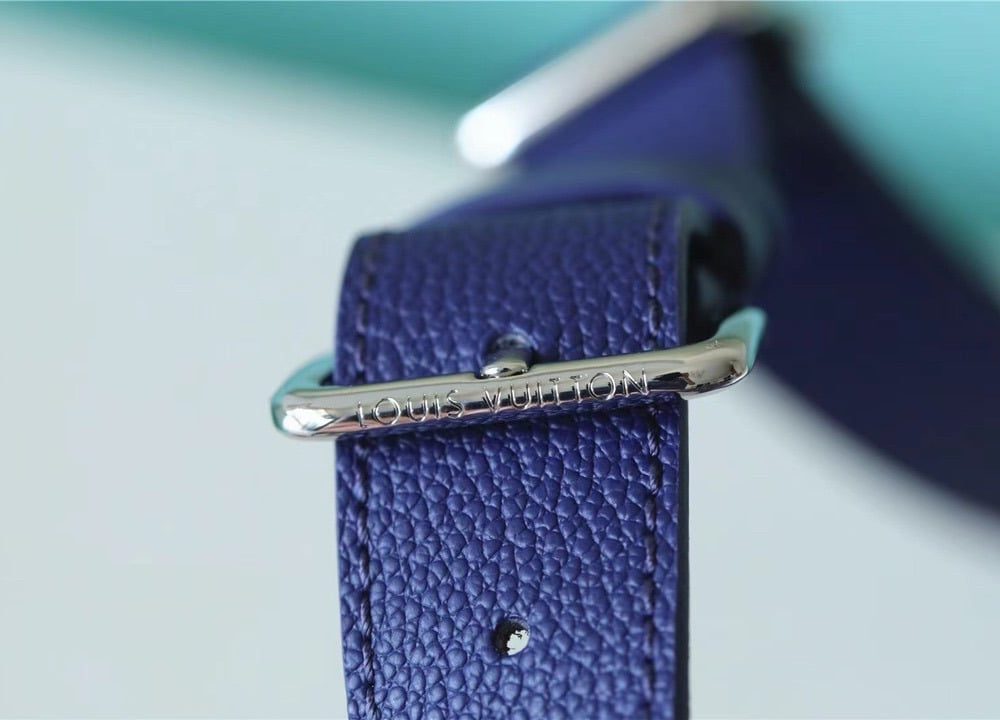 1:1 Replica Louis Vuitton LV Discovery Bumbag PM Monogram Blue Unique Bag For Men M20587 - 17.3in/44cm