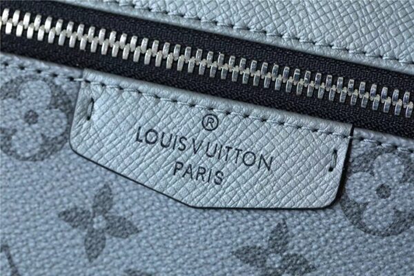 1:1 Replica Louis Vuitton LV Discovery PM Backpack Monogram/Taiga Gunmetal Gray Unique Bag For Men M30835 - 15.7in/40cm