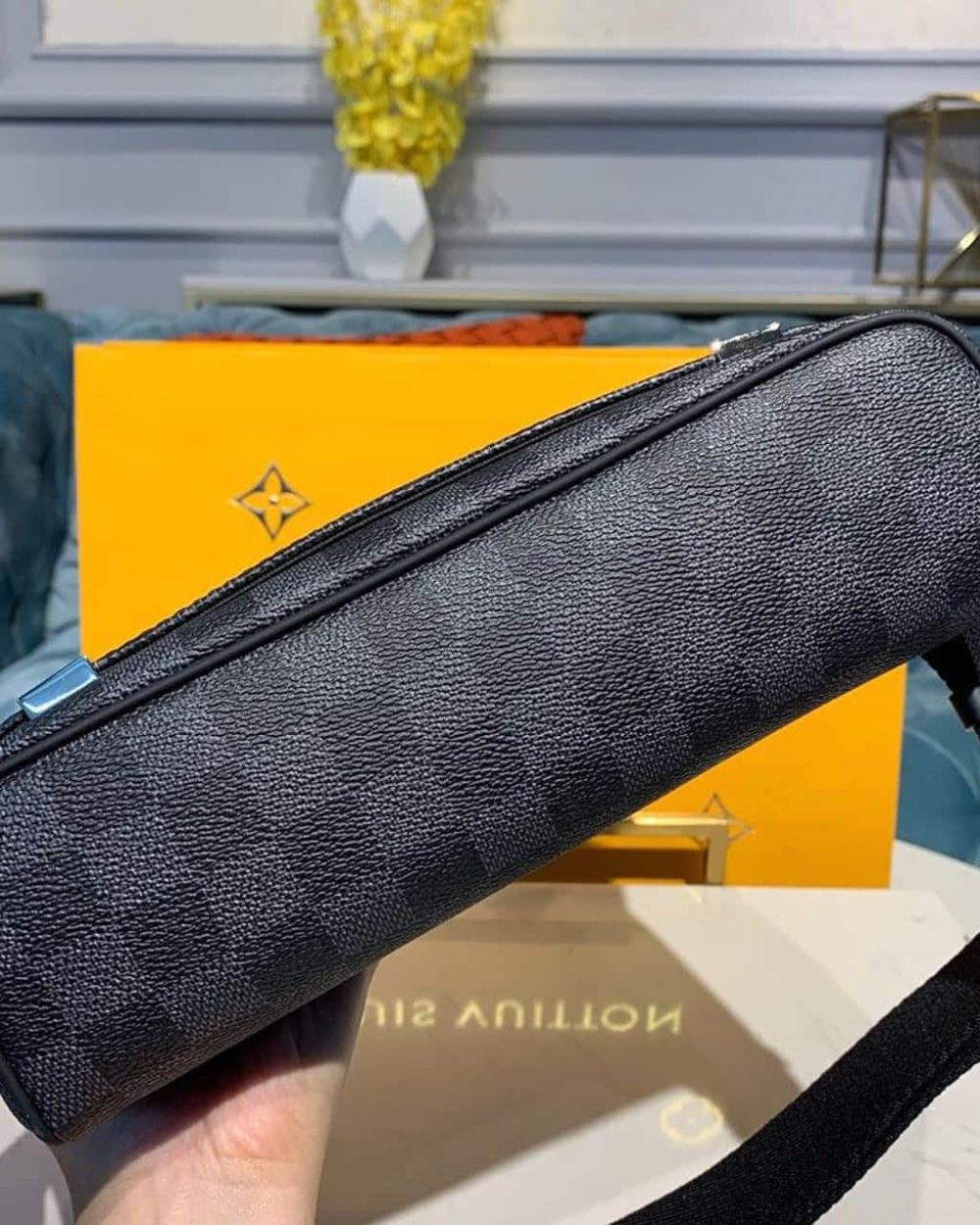 1:1 Replica Louis Vuitton LV District PM Damier Graphite Canvas Unique Bag For Men N41028 - 9.8in/25cm