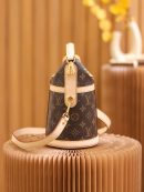 1:1 Replica Louis Vuitton LV Duffle Bag Brown Unique Bag For Women M43587 - 23cm