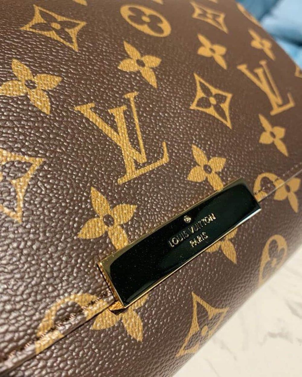 1:1 Replica Louis Vuitton LV Favorite PM Monogram Canvas Luxury Bag For Women M40717 -  10.2in/26cm