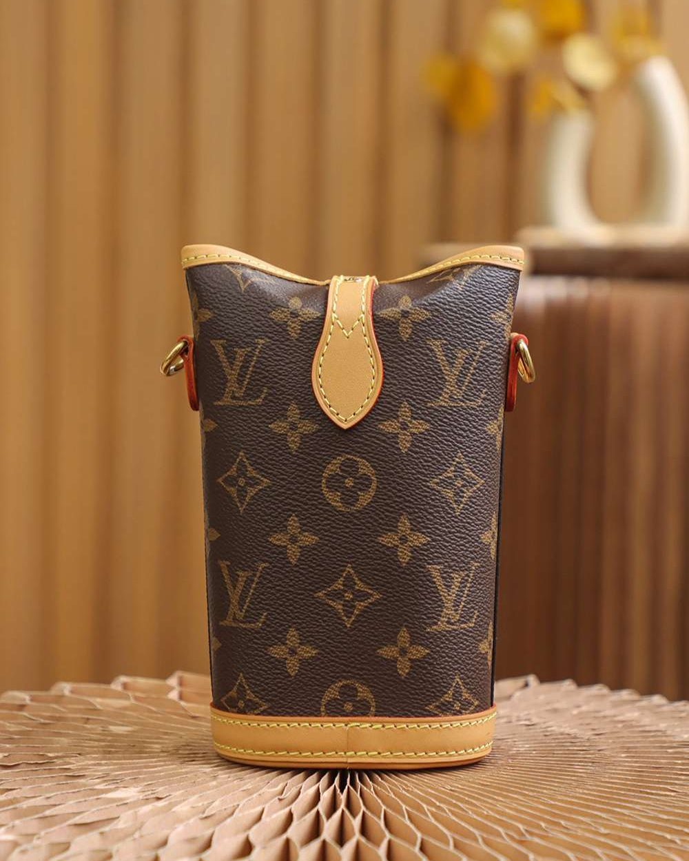1:1 Replica Louis Vuitton LV Fold Me Pouch Brown Luxury Bag For Women M80874 - 18cm / 7.1in