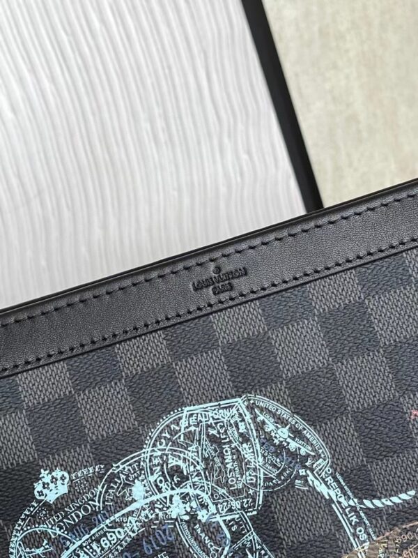 1:1 Replica Louis Vuitton LV Gaston Wearable Wallet Damier Graphite Unique Bag For Men N64608 - 8.7in/22cm