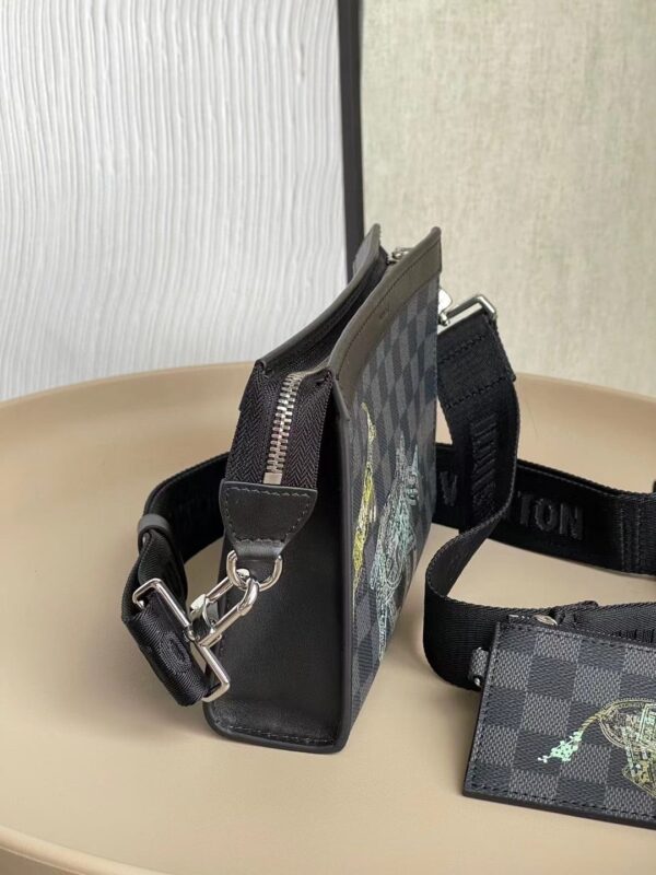 1:1 Replica Louis Vuitton LV Gaston Wearable Wallet Damier Graphite Unique Bag For Men N64608 - 8.7in/22cm