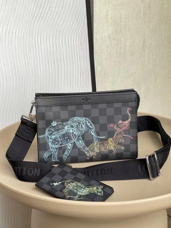 louis-vuitton-gaston-wearable-wallet-damier-graphite-n64608