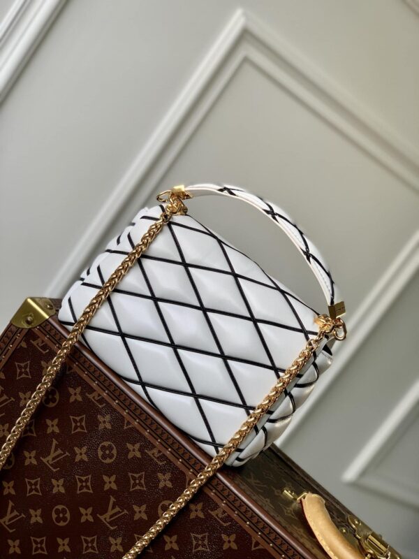 1:1 Replica Louis Vuitton LV GO-14 MM White/ Black Bag Luxury Bag For Women M22890- 9.1 Inches/ 23 Cm