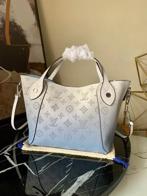 louis-vuitton-hina-pm