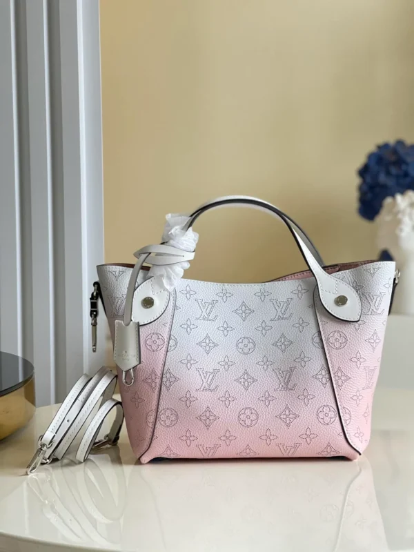 louis-vuitton-hina-pm-bucket-bag-gradient-pink-m57858