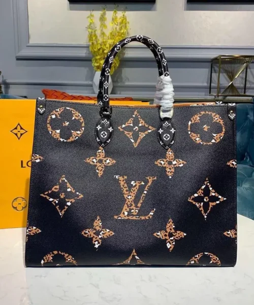 louis-vuitton-jungle-monogram-giant-onthego