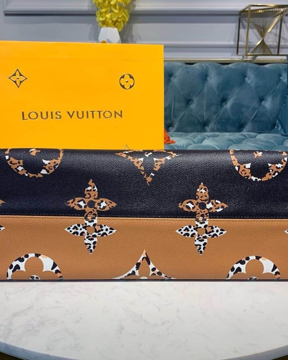 1:1 Replica Louis Vuitton LV Jungle Monogram Giant OnTheGo Tote Bag Luxury Bag For Women - 41cm