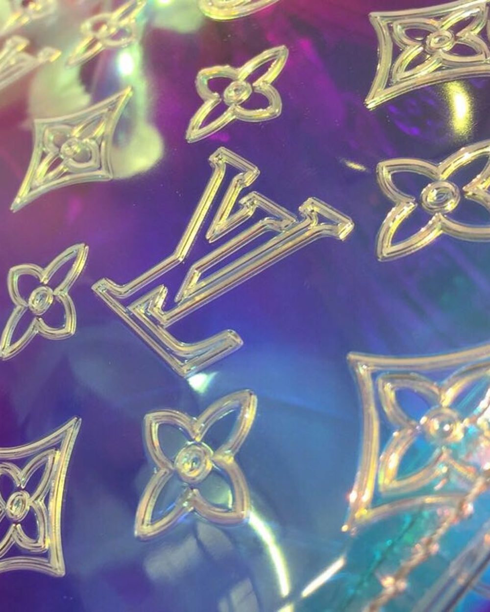 1:1 Replica Louis Vuitton LV Keepall Bandouliere 50 Monogram PVC Iridescent Prism By Virgil Abloh Unique Bag For Men M53271 - 19.7in/50cm