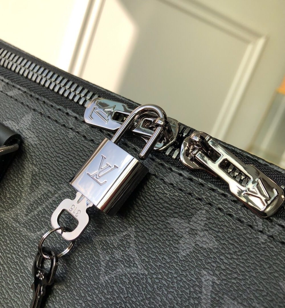 1:1 Replica Louis Vuitton LV Keepall Bandouliere 55 Monogram Eclipse Canvas Unique Bag For Men M40605 - 21.7in/55cm