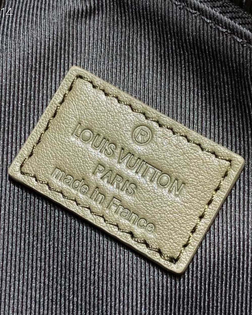 1:1 Replica Louis Vuitton LV Keepall XS Monogram Seal Khaki Unique Bag For Men M57961 - 8.3in/21cm