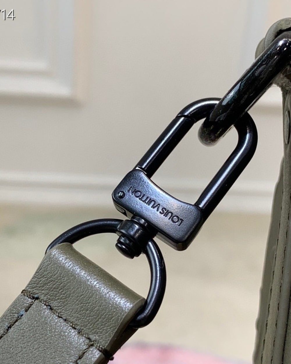 1:1 Replica Louis Vuitton LV Keepall XS Monogram Seal Khaki Unique Bag For Men M57961 - 8.3in/21cm