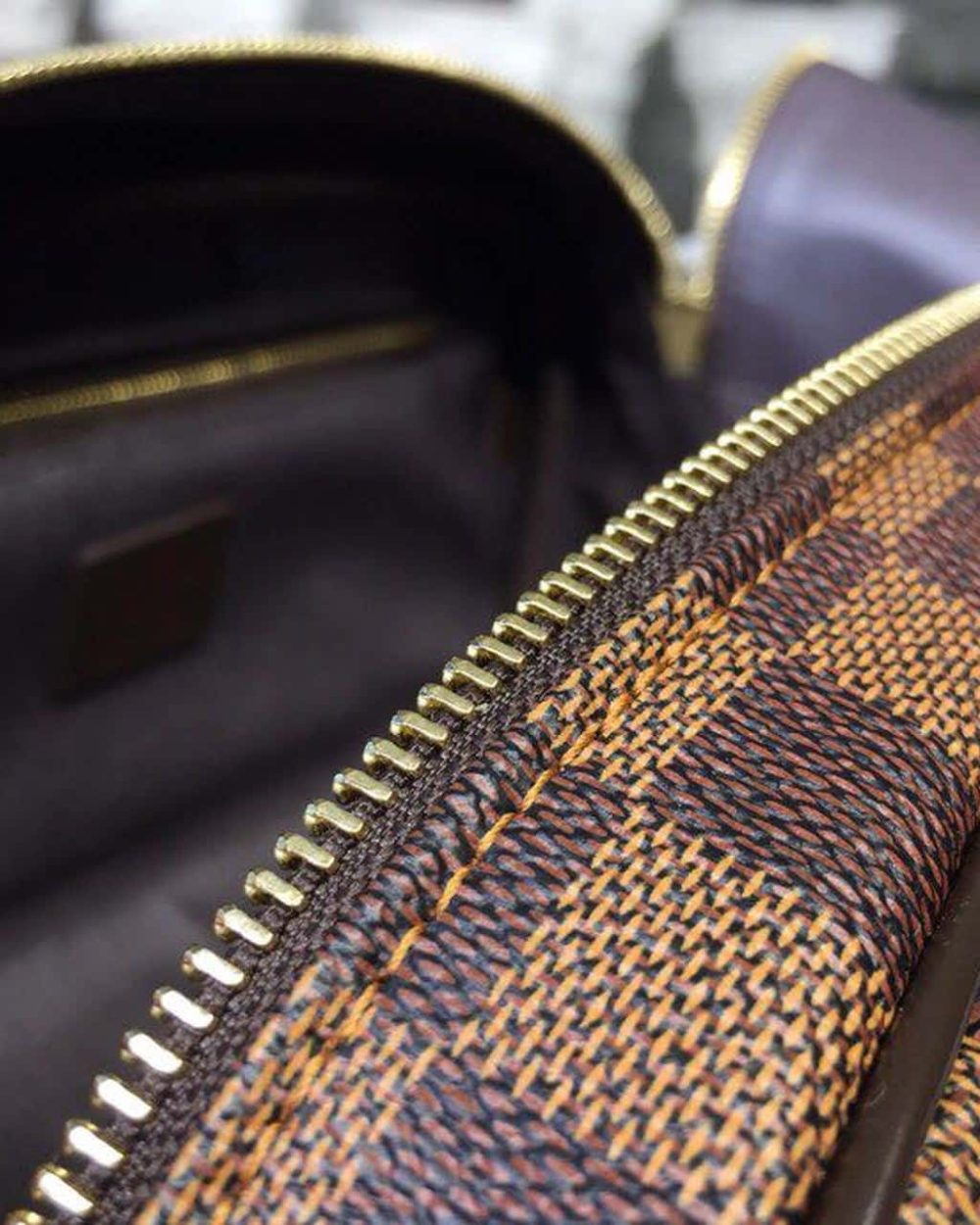 1:1 Replica Louis Vuitton LV King Size Toiletry Damier Ebene Canvas Luxury Bag For Women N47527 - 11in/28cm