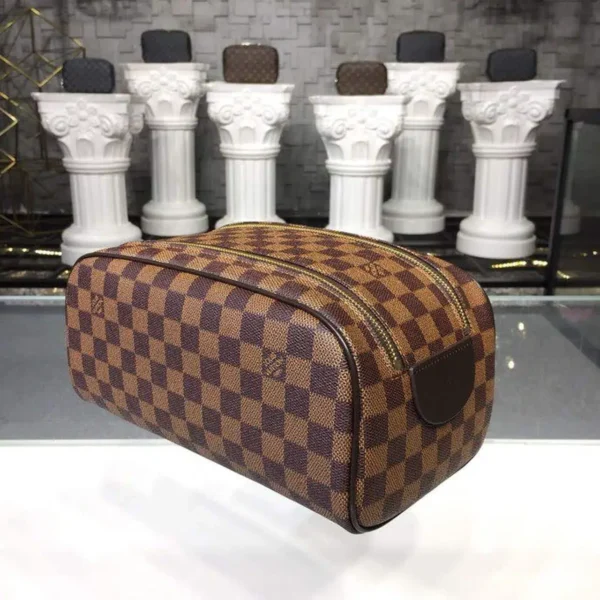 louis-vuitton-king-size-toiletry-damier-ebene-canvas-n47527