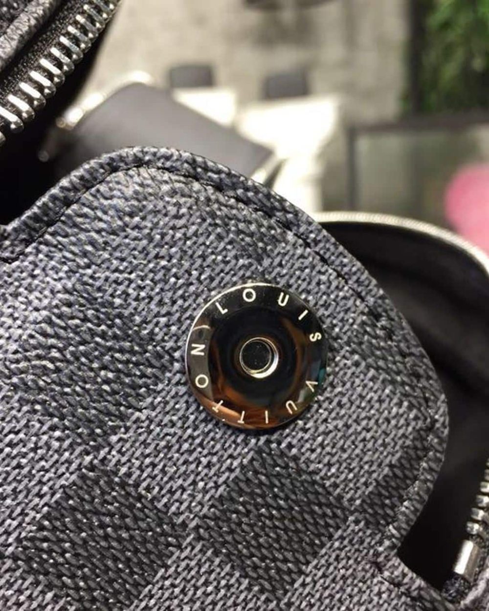 1:1 Replica Louis Vuitton LV King Size Toiletry Damier Graphite Canvas Luxury Bag For Women - 11in/28cm