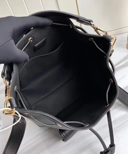 1:1 Replica Louis Vuitton LV Lockme Bucket Black Luxury Bag For Women M57687 - 9.1in/23cm